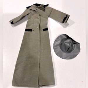 Vintage 1970’s Maddie Mod The Grey Max #1715 Full Length Grey Coat and Hat